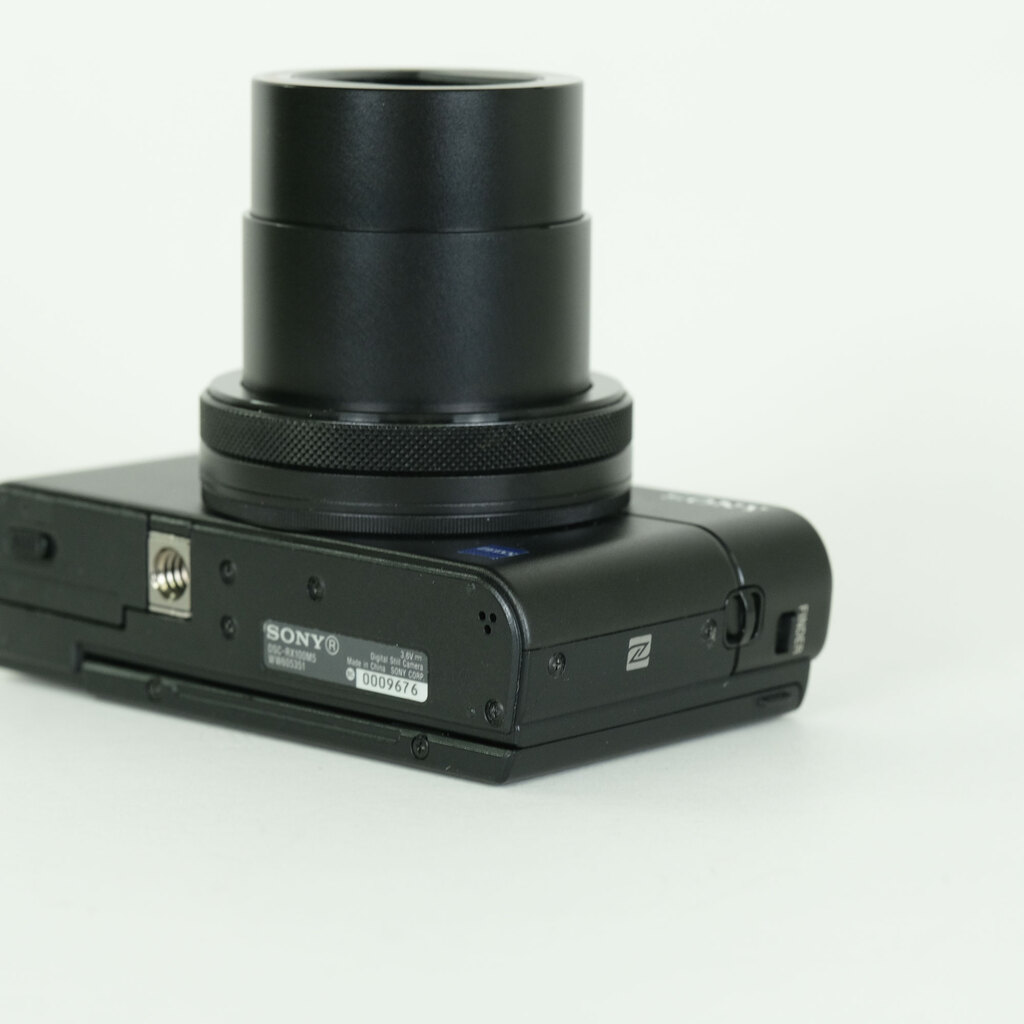 SONY Cyber-shot DSC-RX100M5