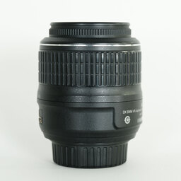 Nikon AF-S DX NIKKOR 18-55mm F3.5-5.6 G VR