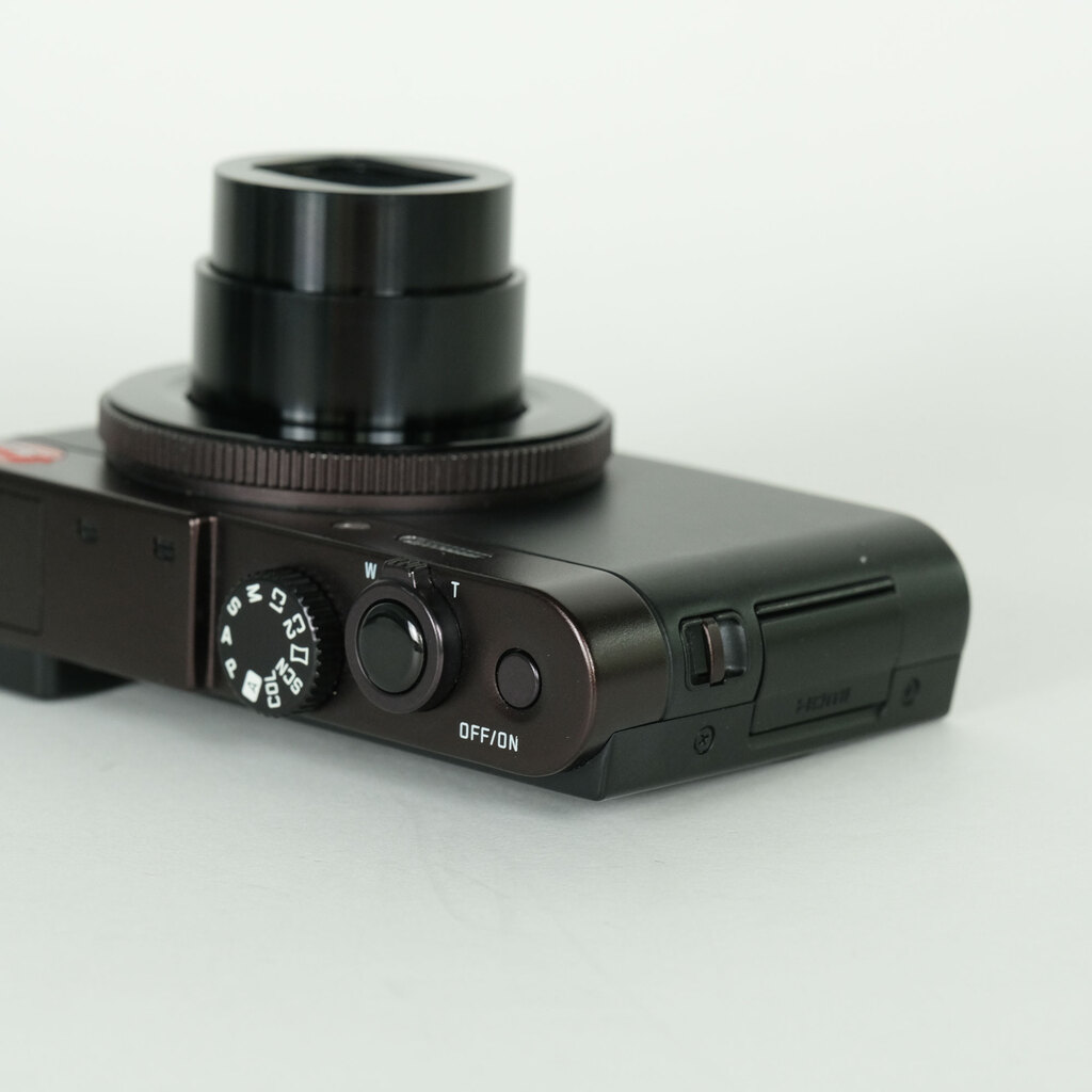 美品　Leica C Typ 112 コンパクトデジタルカメラ ブラック LEICA C(Typ112) ダークレッドの出品 | ONE SCENE（ワンシーン）