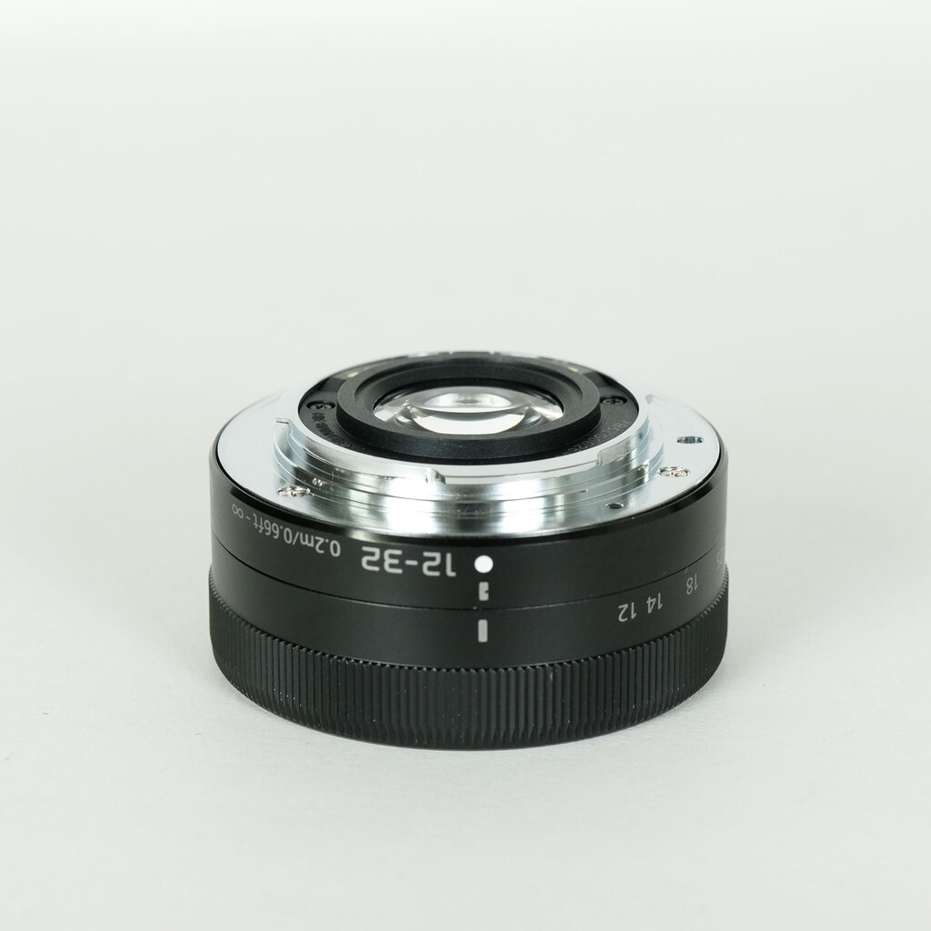 【美品・未使用品】Panasonic　LUMIX G VARIO 12-32mm Panasonic LUMIX G VARIO 12-32mm / F3.5-5.6 ASPH. / MEGA O.I.S.の
