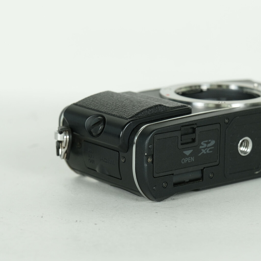 OLYMPUS PEN E-P3 ボディ ブラックの出品 | ONE SCENE（ワンシーン）