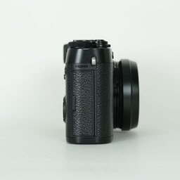 FUJIFILM X100F ブラック FUJIFILM X100F ブラック