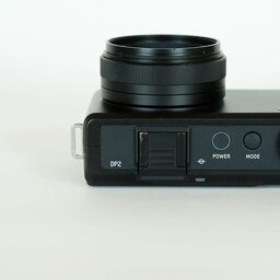 SIGMA DP2Merrill 美品 Sigma DP2 Merrill digital camera with accessories *46 effective MP