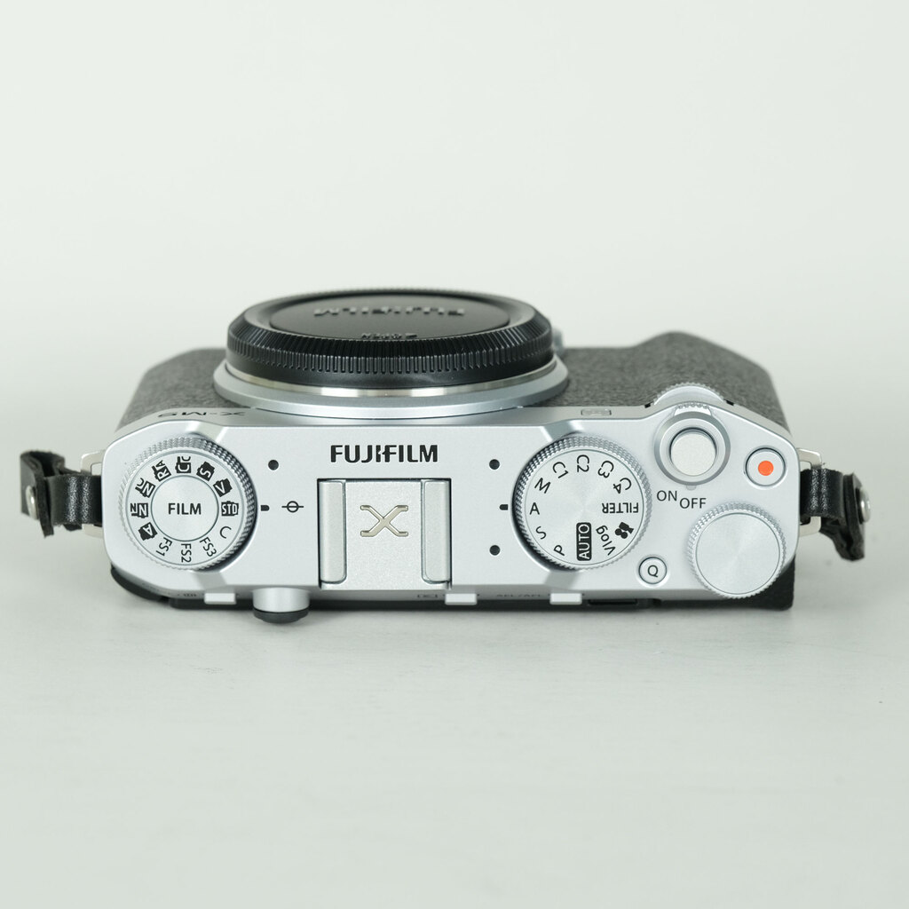 FUJIFILM X-M5 FUJIFILM X-M5