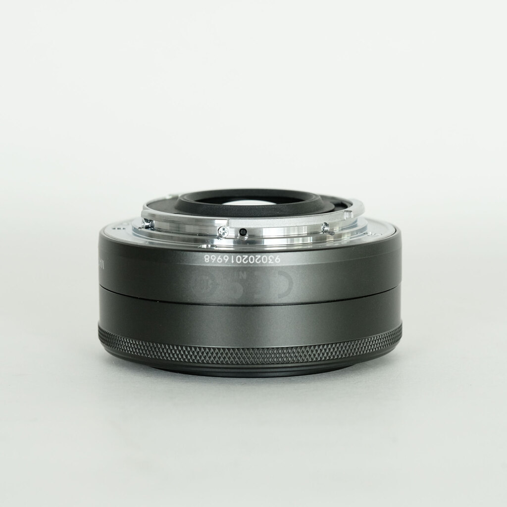 Canon EF-M22mm F2 STM Canon EF-M22mm F2 STM