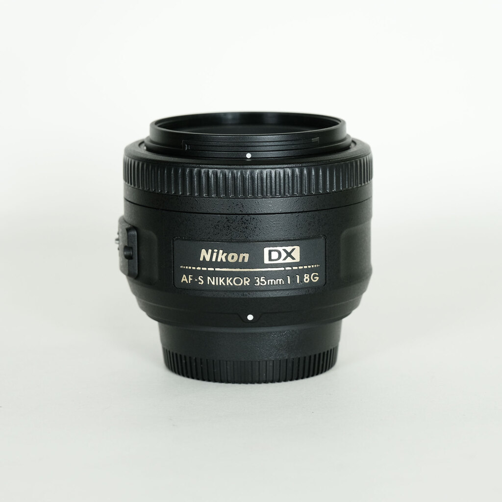 Nikon AF-S DX NIKKOR 35mm f/1.8G
