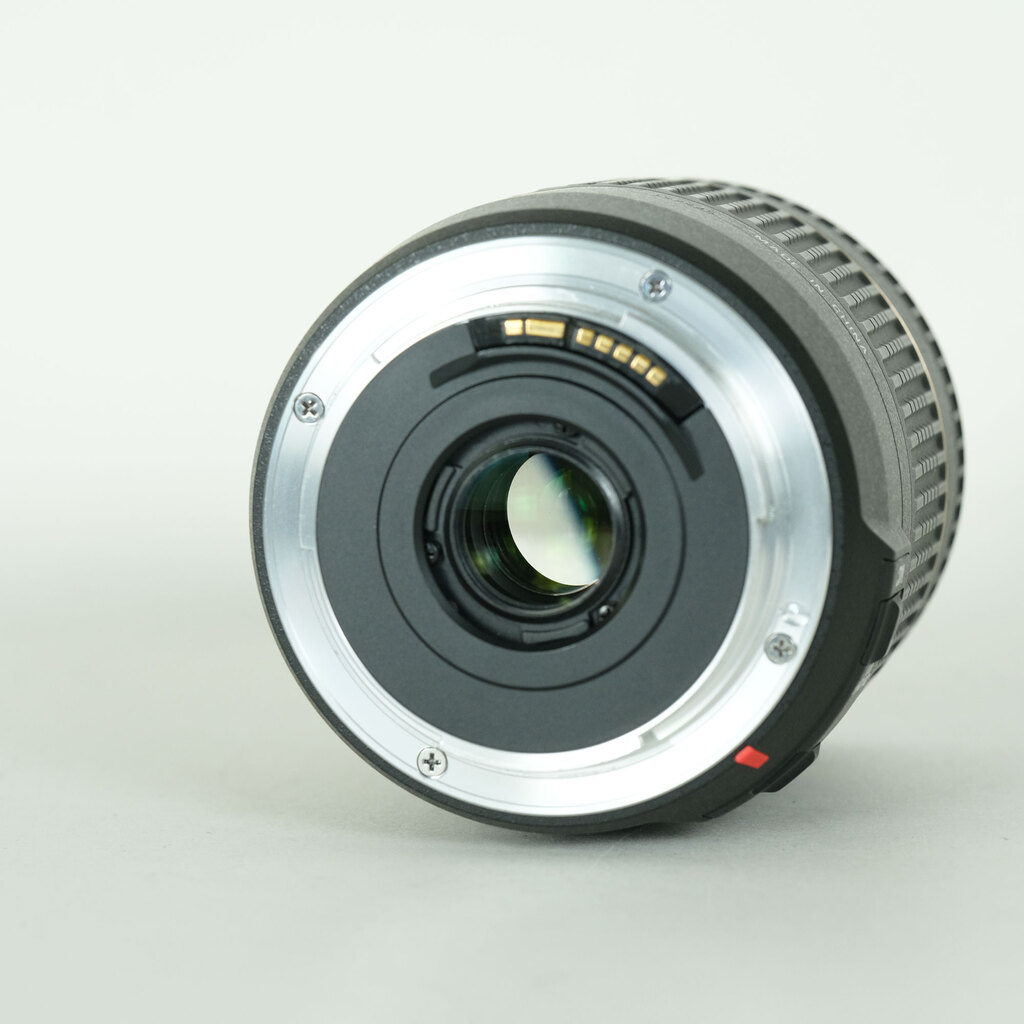 TAMRON 18-270mm F3.5-6.3 DiII VC PZD/Model B008E（キヤノンEF用）