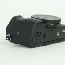 SONY α6400（ILCE-6400）