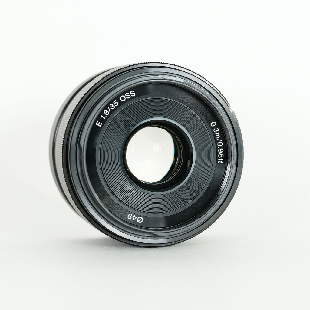 SONY E 35mm F1.8 OSS SEL35F18