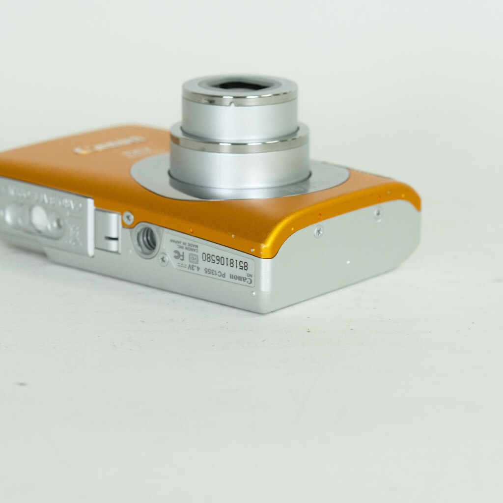Canon IXY DIGITAL 110IS オレンジ