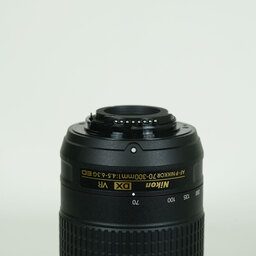 Nikon AF-P DX NIKKOR 70-300mm f/4.5-6.3G ED VR Nikon AF-P DX NIKKOR 70-300mm f/4.5-6.3G ED VR