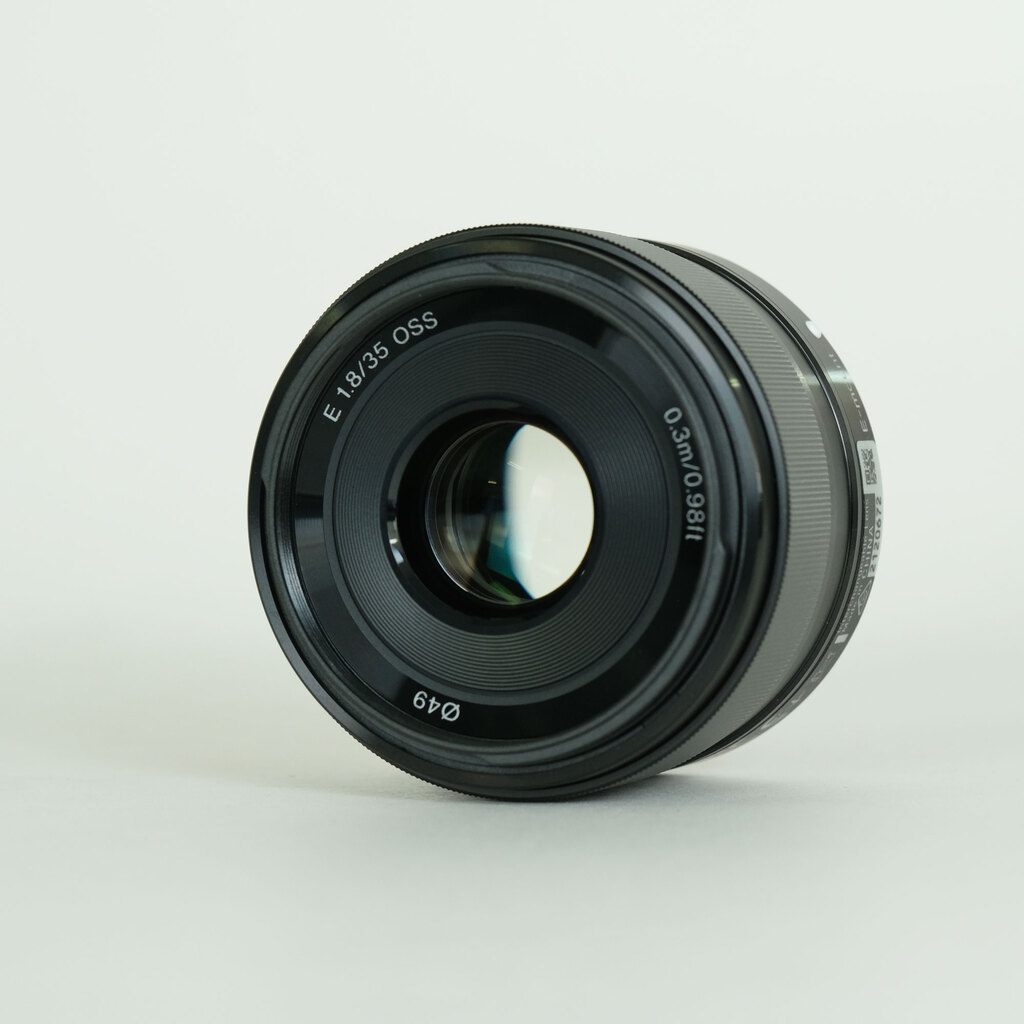 SONY E 35mm F1.8 OSS SEL35F18 SONY E 35mm F1.8 OSS SEL35F18