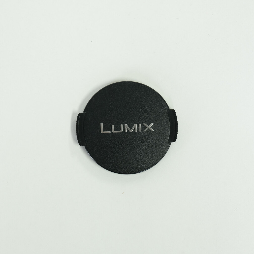 Panasonic LUMIX G 20mm F1.7 II ASPH. Panasonic LUMIX G 20mm F1.7 II ASPH.