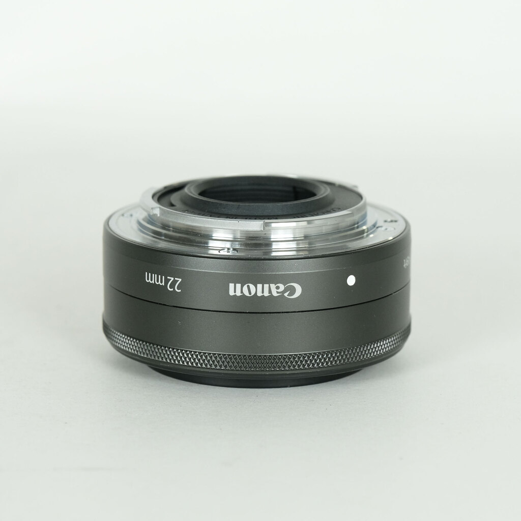 Canon EF-M22mm F2 STM
