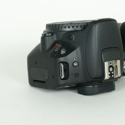 Canon EOS Kiss X9 Canon EOS Kiss X9