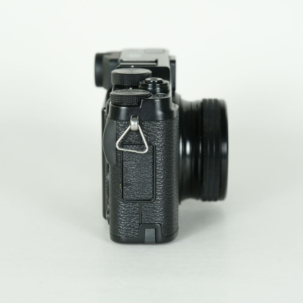 FUJIFILM X10 ブラック