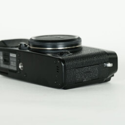 FUJIFILM X-E3