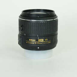 Nikon AF-S DX NIKKOR 18-55mm f3.5-5.6G VR II