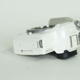 Canon EOS Kiss M