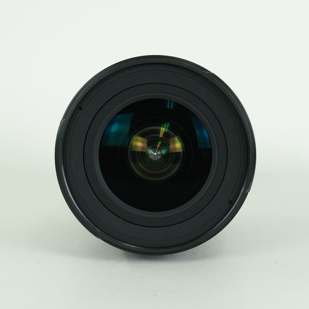 Nikon AF-S NIKKOR 16-35mm F4 G ED VR Nikon AF-S NIKKOR 16-35mm F4 G ED VR