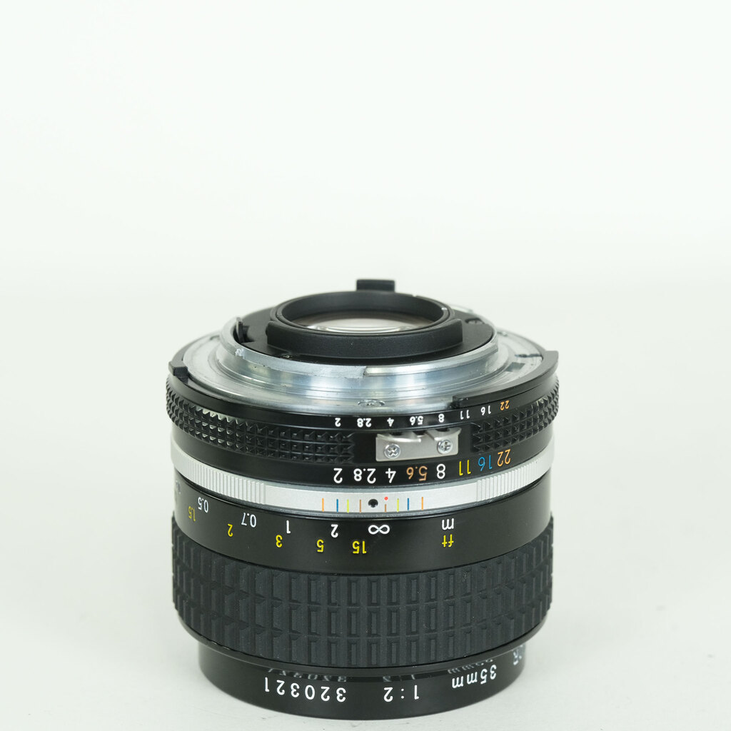 Nikon AI Nikkor 35mm F2S Nikon AI Nikkor 35mm F2S