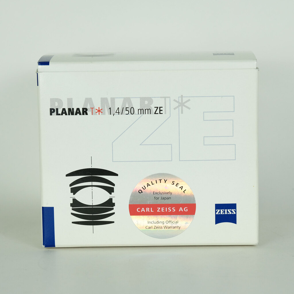 Carl Zeiss Planar T* 50mm F1.4 ZE [キヤノンEF用]