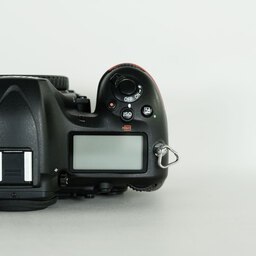 Nikon D500
