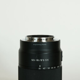 SONY E 18-135mm F3.5-5.6 OSS SEL18135