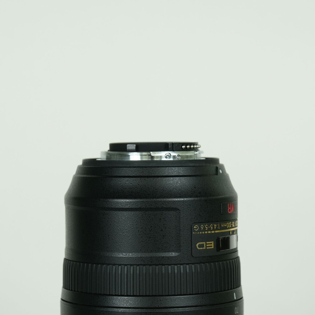 Nikon AF-S VR Zoom-Nikkor 70-300mm F4.5-5.6G IF-ED