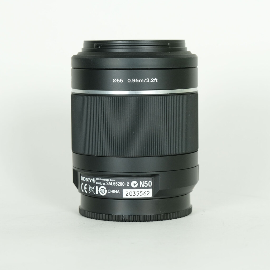 SONY DT 55-200mm F4-5.6 SAM SAL55200-2