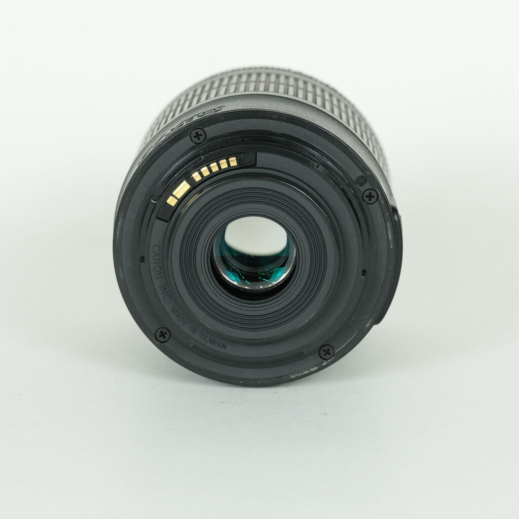 Canon EF-S18-55mm F3.5-5.6 IS STM