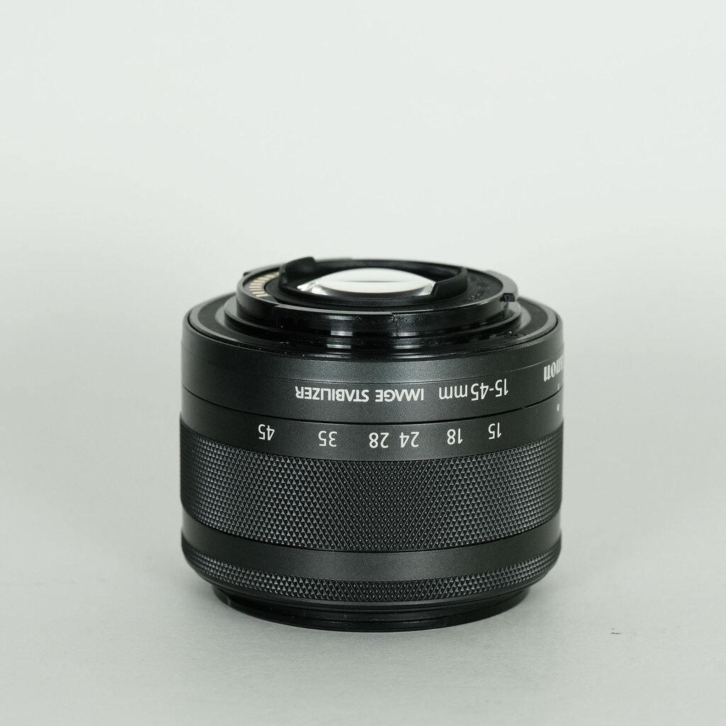 Canon EF-M15-45mm F3.5-6.3 IS STM