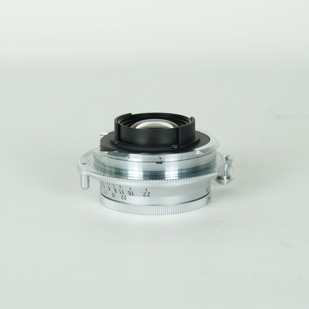 コシナ フォクトレンダー COLOR-SKOPAR 35mm F3.5 Aspherical VM シルバー コシナ フォクトレンダー COLOR-SKOPAR 35mm F3.5 Aspherical VM シルバー
