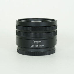 Panasonic LUMIX S 18-40mm F4.5-6.3