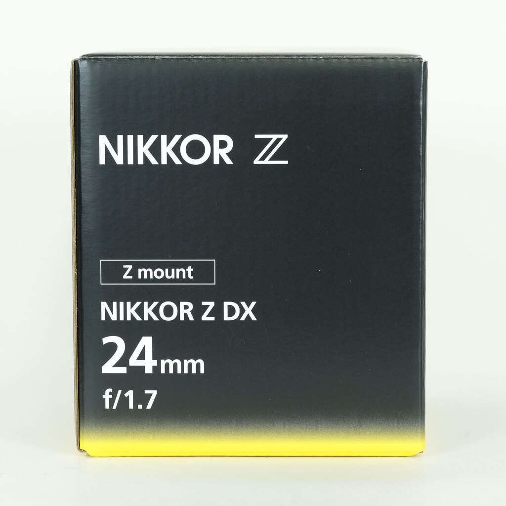 Nikon NIKKOR Z DX 24mm f/1.7 Nikon NIKKOR Z DX 24mm f/1.7