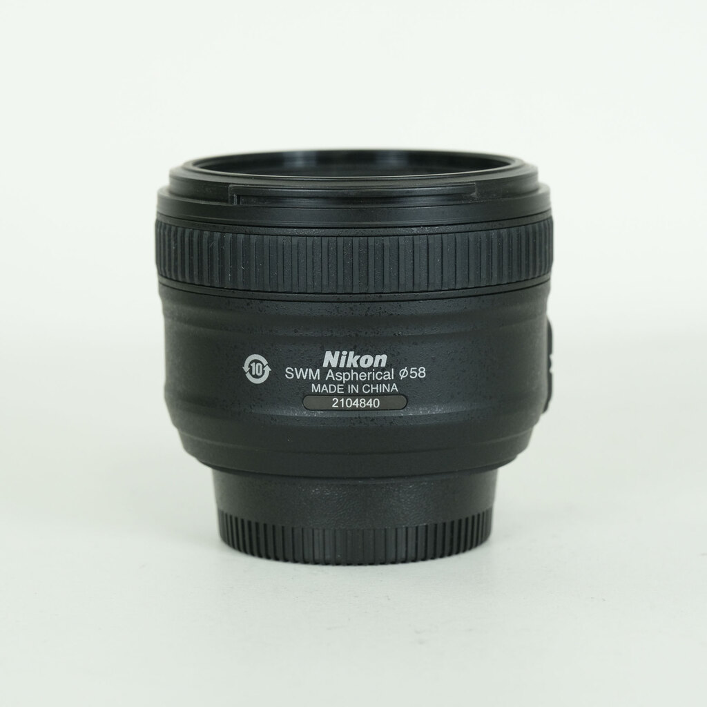 Nikon AF-S NIKKOR 50mm f/1.8G Nikon AF-S NIKKOR 50mm f/1.8G