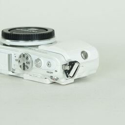 OLYMPUS PEN Lite E-PL6 ボディ ホワイト