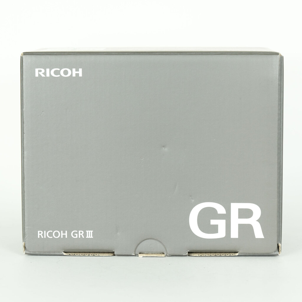 RICOH GR III