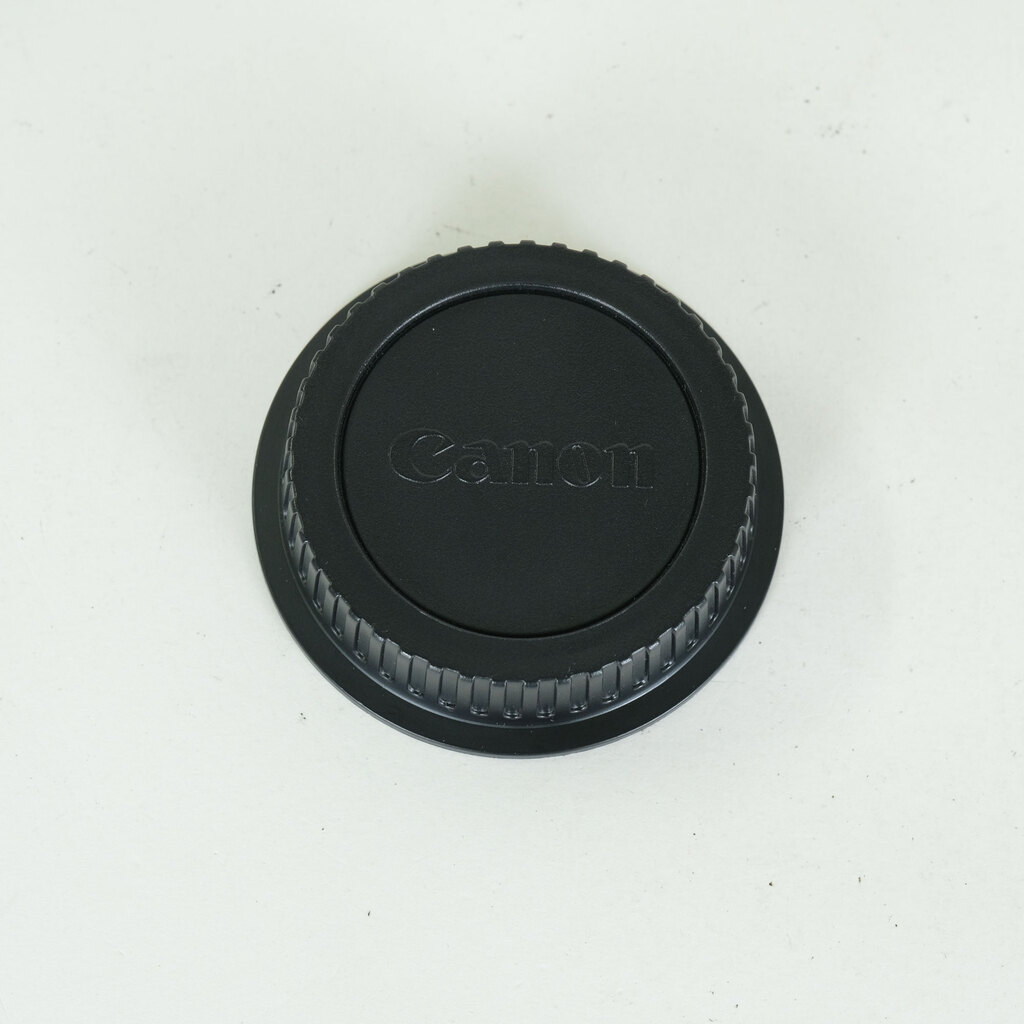 Canon EF28mm F1.8 USM Canon EF28mm F1.8 USM