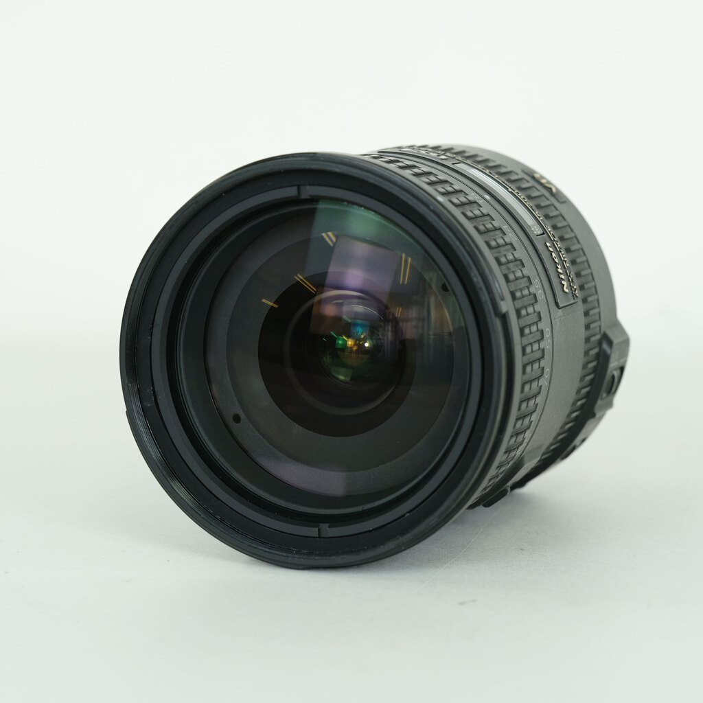 Nikon AF-S DX NIKKOR 18-200mm F3.5-5.6G ED VR II