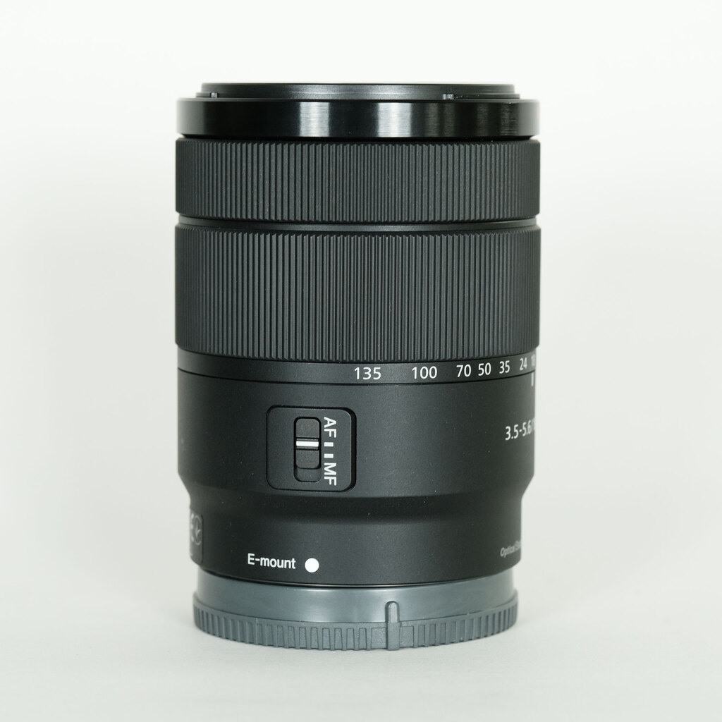 SONY E 18-135mm F3.5-5.6 OSS SEL18135