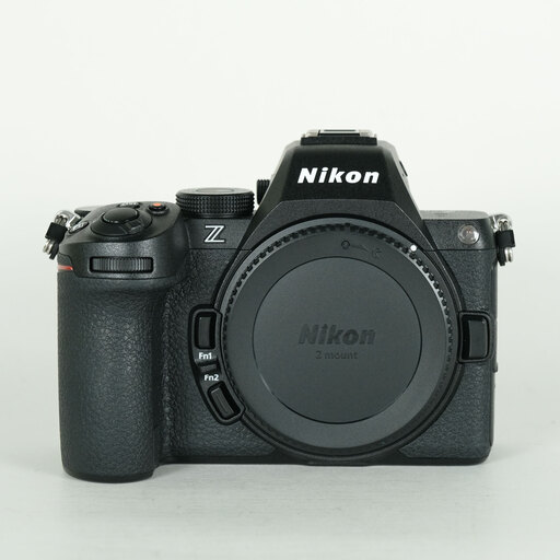 Nikonが生み出したNikonらしい高コスパ機「Nikon Z5II」 | ONE SCENE