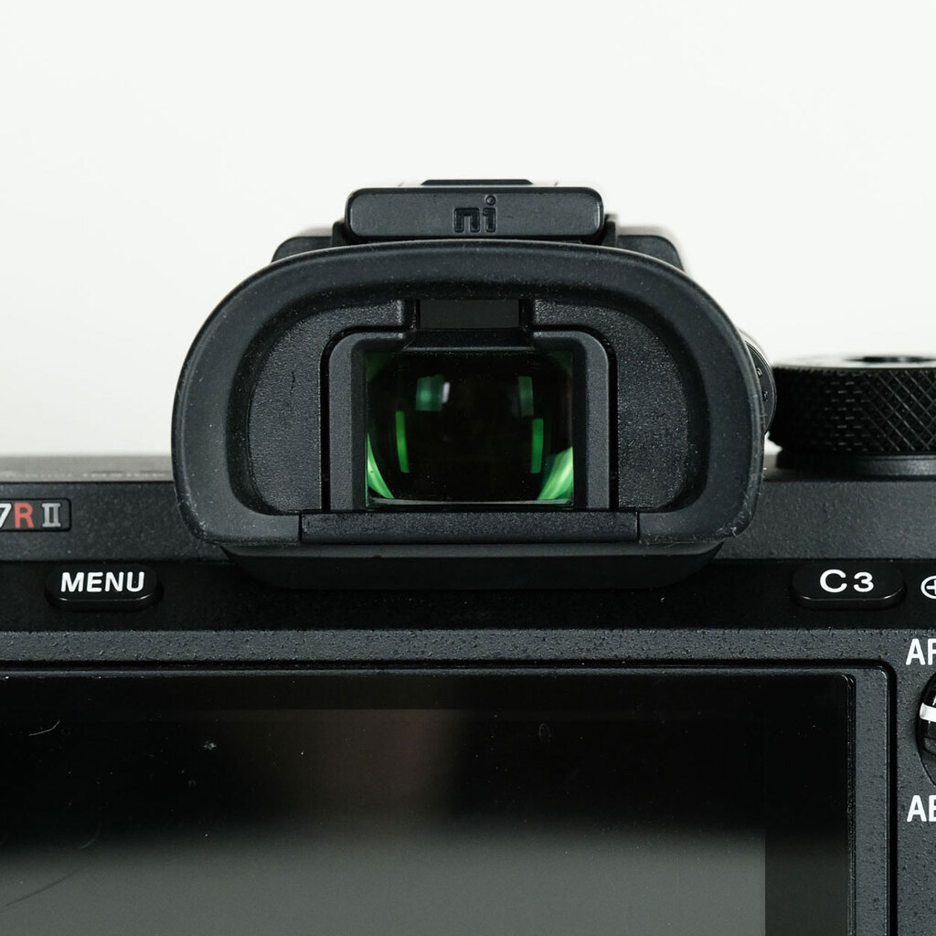 SONY α7R II(ILCE-7RM2) SONY α7R II(ILCE-7RM2)