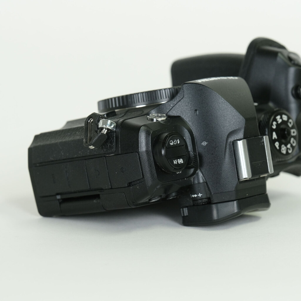 OM SYSTEM OM-1 Mark II OM SYSTEM OM-1 Mark II