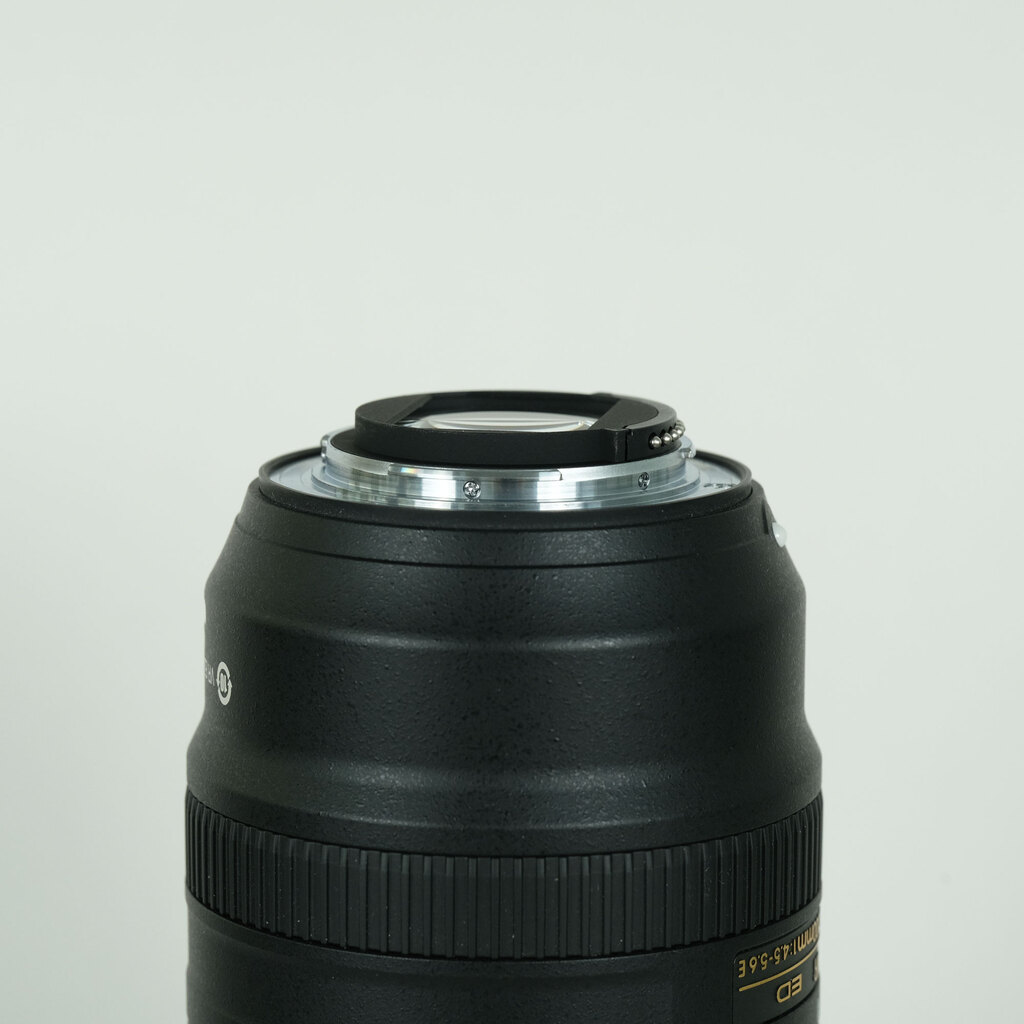 Nikon AF-P NIKKOR 70-300mm f/4.5-5.6E ED VR Nikon AF-P NIKKOR 70-300mm f/4.5-5.6E ED VR