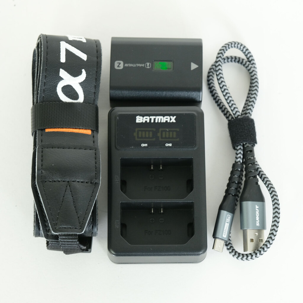 SONY α7 IV(ILCE-7M4) SONY α7 IV(ILCE-7M4)