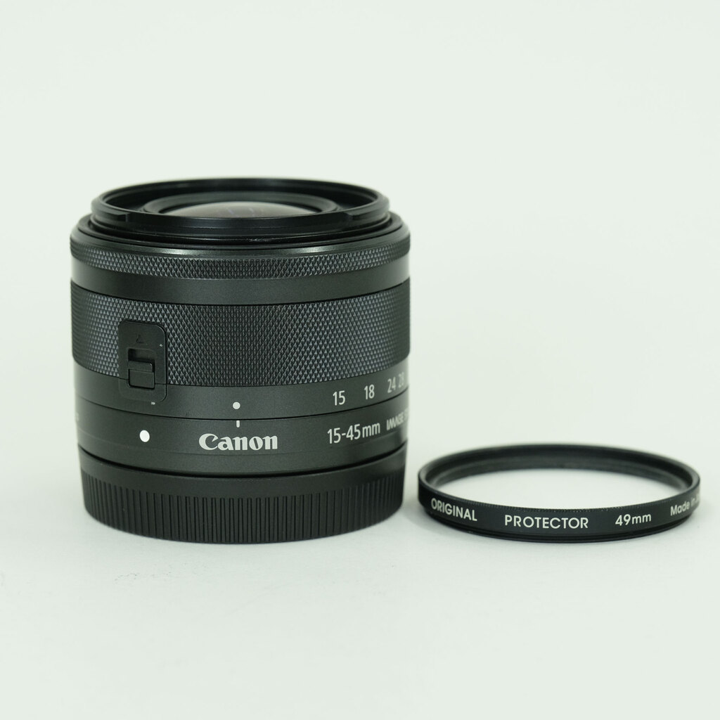 Canon EF-M15-45mm F3.5-6.3 IS STM Canon EF-M15-45mm F3.5-6.3 IS STM