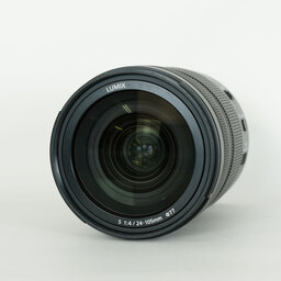 Panasonic LUMIX S 24-105mm F4 MACRO O.I.S.