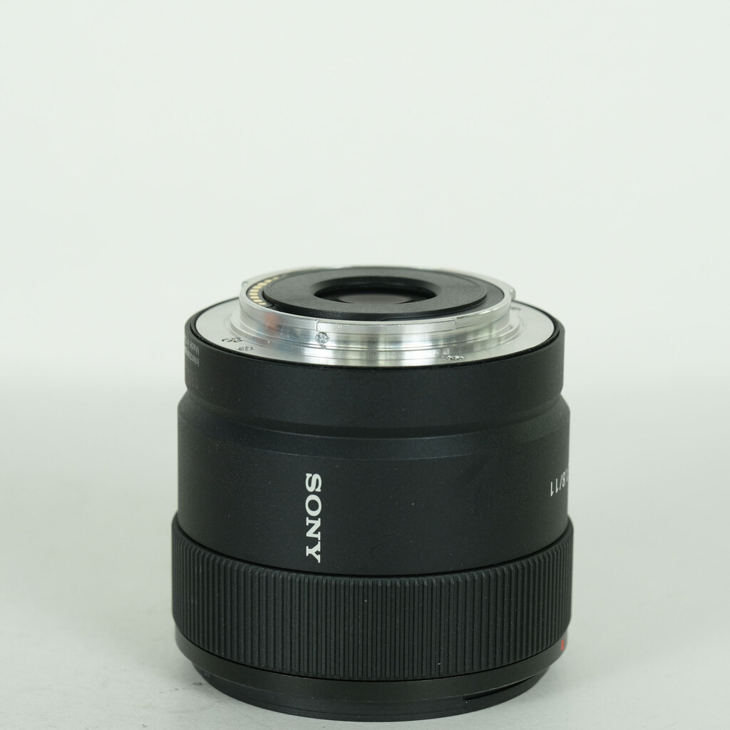 SONY E 11mm F1.8 SEL11F18の出品 | ONE SCENE（ワンシーン）
