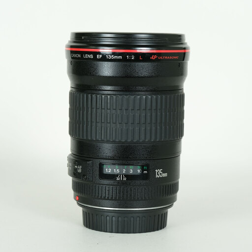 Canon EF135mm F2L USM Canon EF135mm F2L USM
